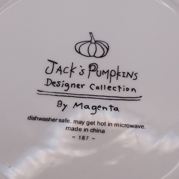Magenta Designer Collection "JACK'S PUMPKINS" PLATES Bunny 6" Diameter Set of 4 - Picture 7 of 12